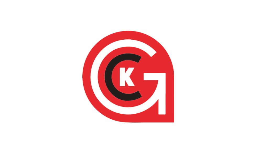 Logo GCK w Dobrzyniewie Dużym, biał litra G, wewnątrz czarna litera C, wewnątrz biała litera K, całość na czerwonym tle